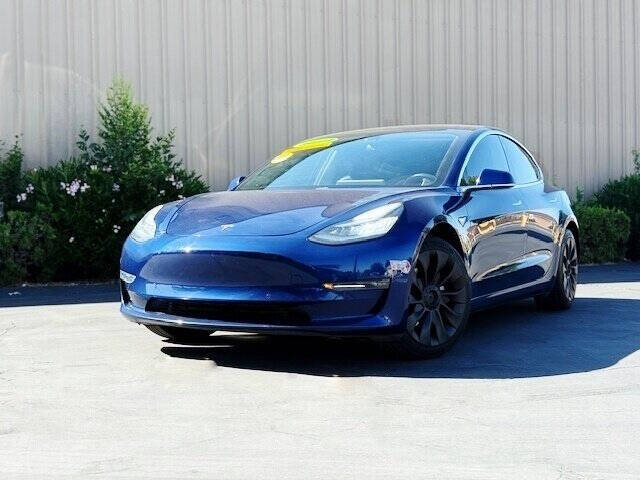tesla model 3 2019 5YJ3E1EA2KF400894 image tesla model 3 2019 5YJ3E1EA2KF400894 image